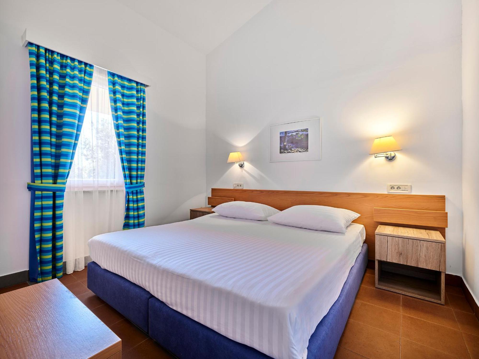 Koversada Apartments Naturist Park Vrsar Habitación foto